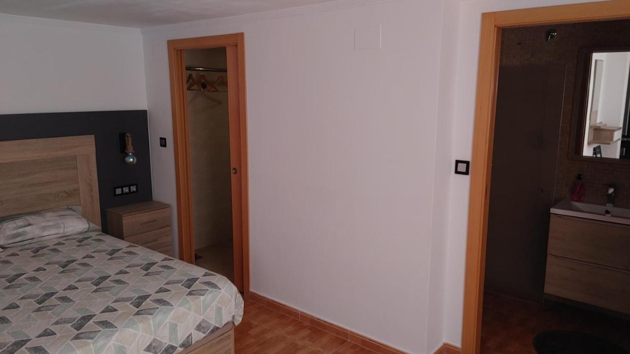 Apartamento Climatizado Vacacional Villalonga Ngoại thất bức ảnh
